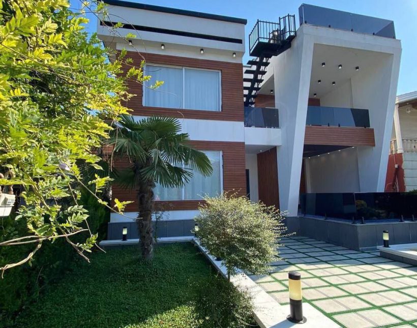خرید ویلا در نور با ۴۰۰ متر زمین | ۴۰۰ متر