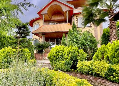 فروش باغ ویلای ۱۰۰۰ متری فول فرنیش استخردار | 1000 متر
