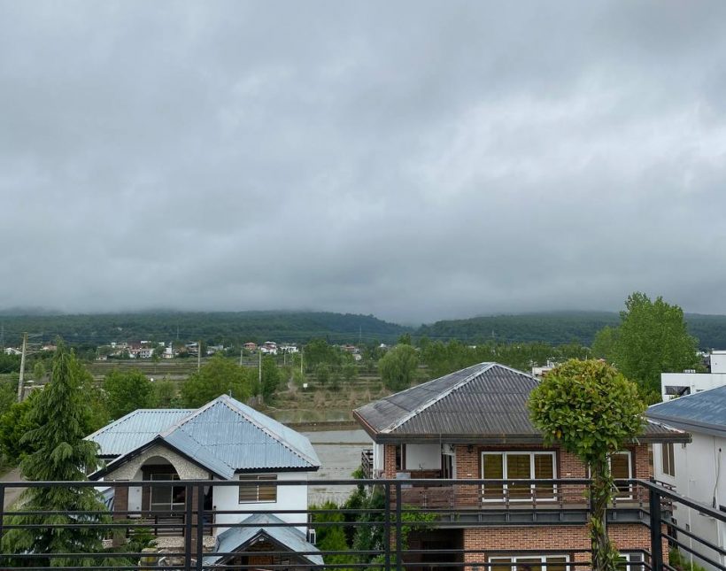 خرید ویلا در نوشهر ونوش سند دار استخر و جکوزی | 350 متر