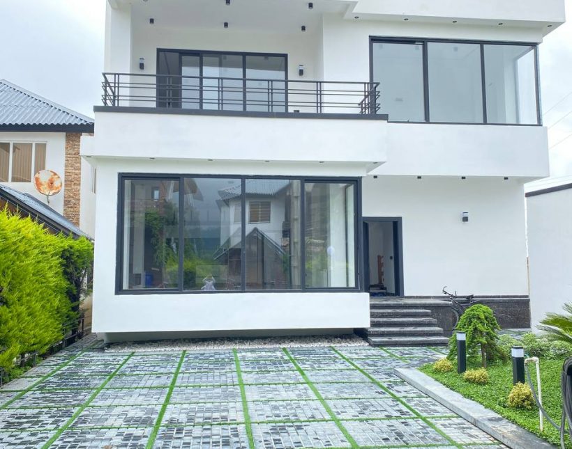 خرید ویلا در نوشهر ونوش سند دار استخر و جکوزی | 350 متر