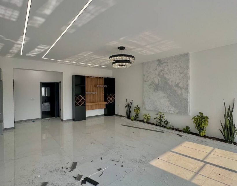 خرید خونه باغ ۳۰۰ متری تاپ ترین لوکیشن سعادت آباد چمستان | ۳۰۰ متر