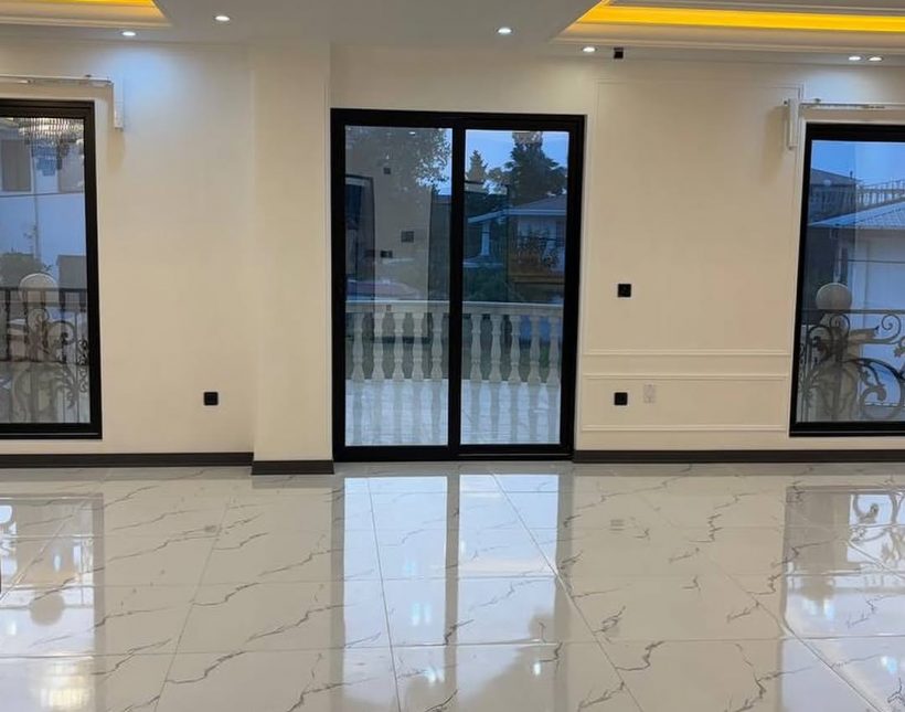 فروش ویلا عمارت نما سنگ ۳۳۰ متری سند دار سعادت آباد | 330 متر