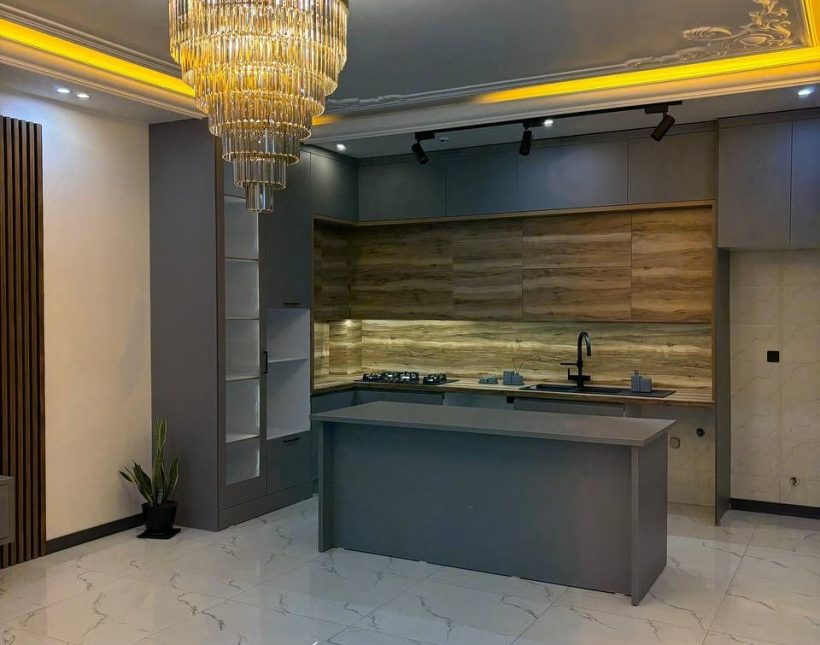 فروش ویلا عمارت نما سنگ ۳۳۰ متری سند دار سعادت آباد | 330 متر