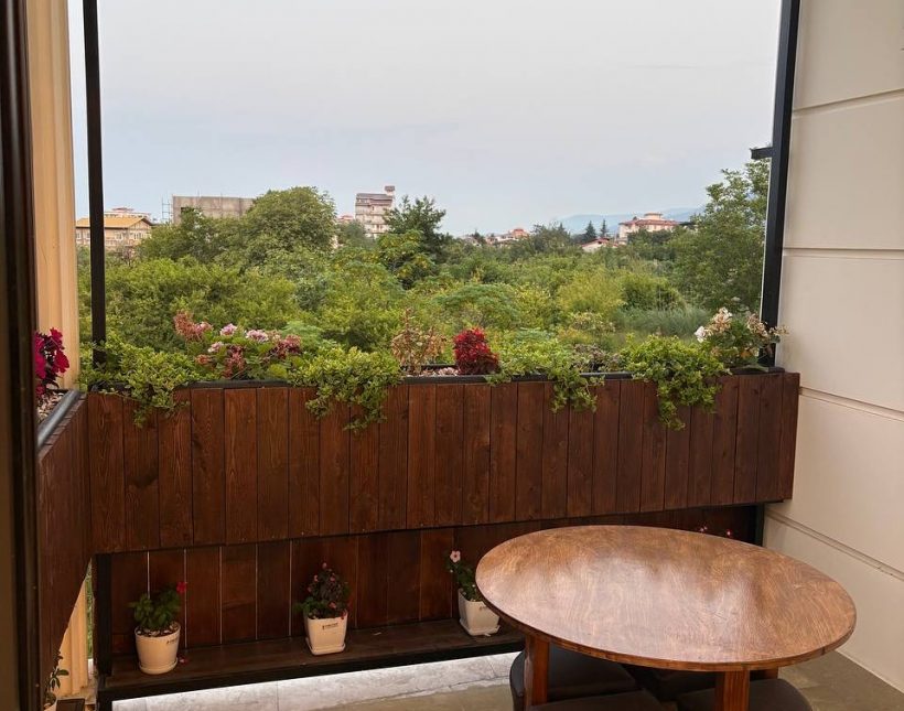 فروش ویلا عمارت نما سنگ ۳۳۰ متری سند دار سعادت آباد | 330 متر