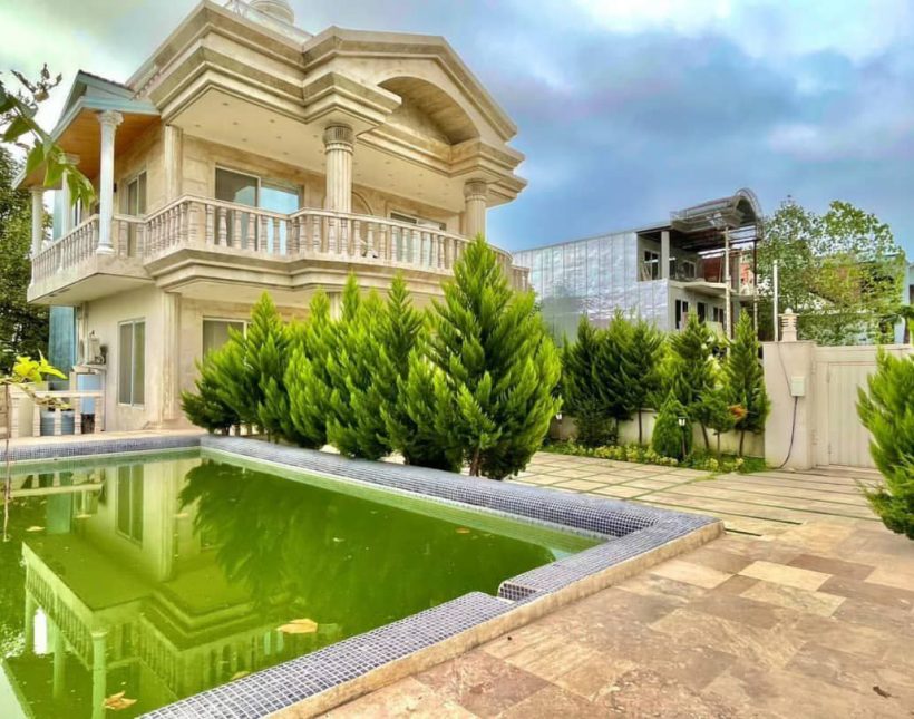 خرید کاخ ویلای ۴۰۰ متری با استخر روباز و در سعادت آباد | ۴۰۰ متر