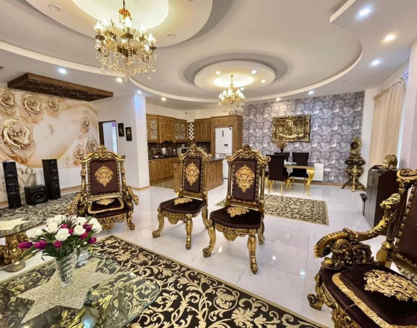 خرید کاخ ویلای ۴۰۰ متری با استخر روباز و در سعادت آباد | ۴۰۰ متر