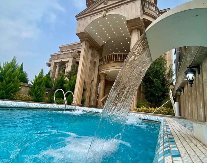 خرید ویلا کاخ در امیر آباد چمستان ۴۵۰ متر بنا | ۳۵۰ متر