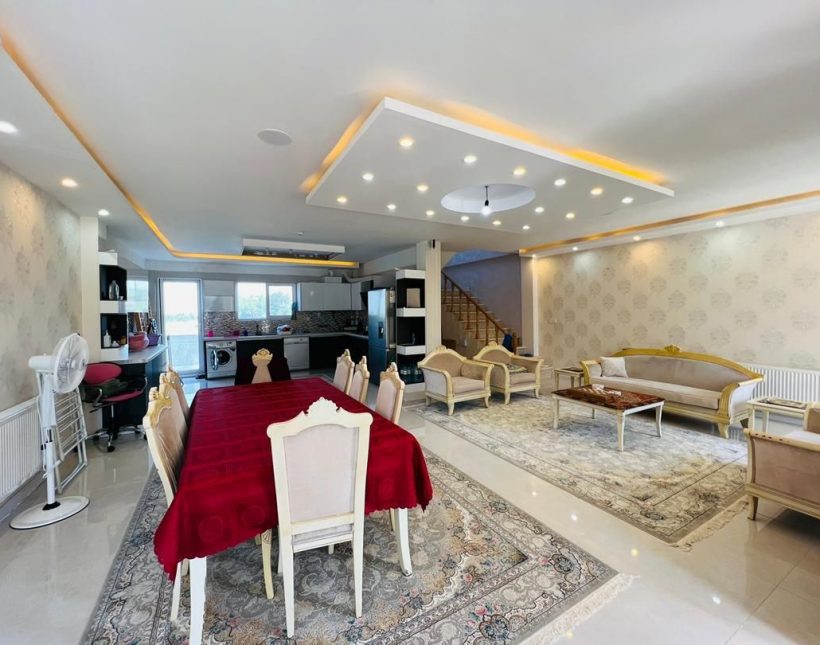 خرید ویلا نما سنگ ۳۰۰ متر زمین | ۳۰۰ متر