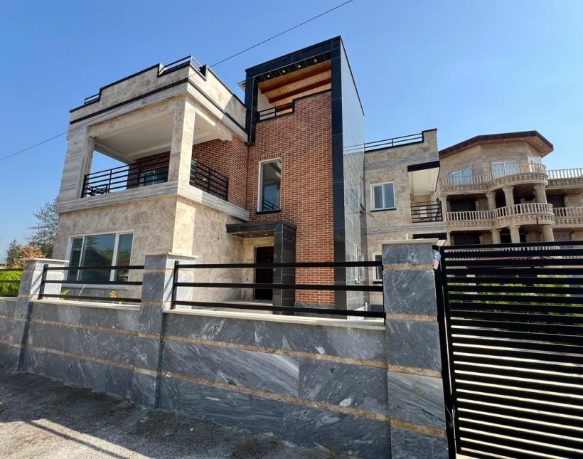 خرید ویلا مهندسی ساز در نور ۳۲۰ متر زمین | ۳۲۰ متر