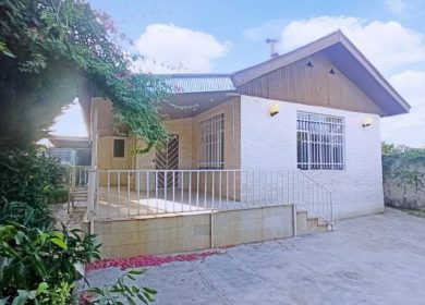 خرید ویلا لوکیشن عالی ۲۰۰ متر زمین | ۲۰۰ متر