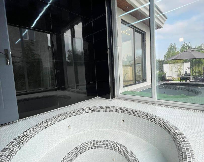 خرید ویلا جکوزی داخلی ۲۵۰ متر زمین | ۲۵۰ متر