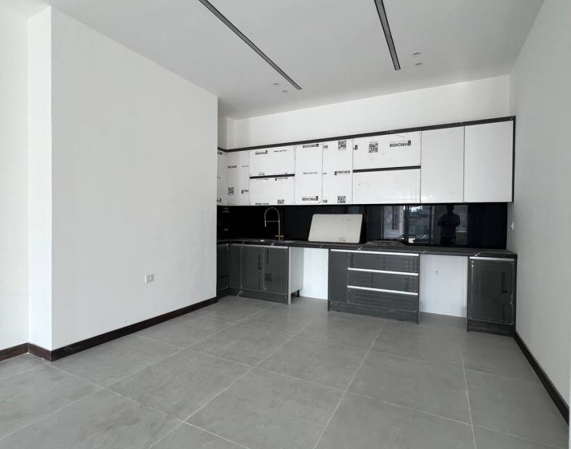 خرید ویلا نوشهر ۵۷۰ متری آسانسور استخر و روف سند ششدانگ | 430 متر