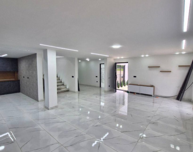 خرید ویلا ۲۳۰ متری سند تک برگ جنگلی جاده دریا ایزدشهر | ۳۳۰ متر