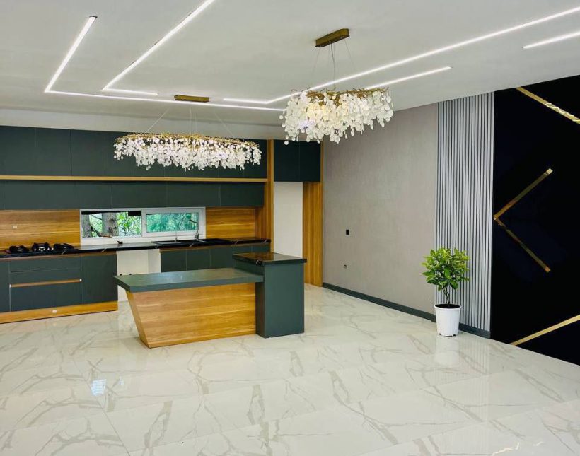 خرید ویلا ۱۰ دقیقه تا جنگل ۲۷۰ متر زمین | ۲۷۰ متر