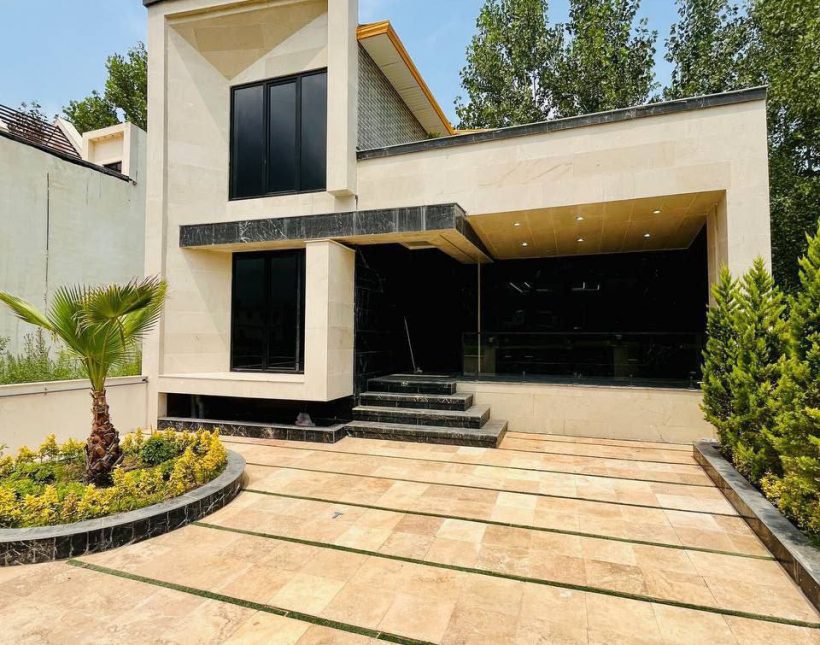 خرید ویلا ۱۰ دقیقه تا جنگل ۲۷۰ متر زمین | ۲۷۰ متر