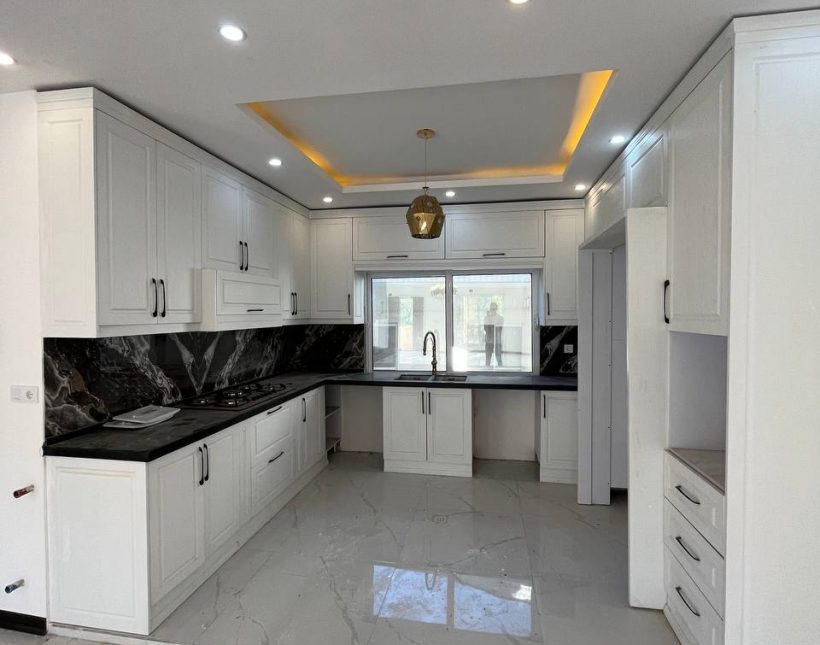 خرید ویلا در نور ۳۵۰متر تریپلکس کلاسیک استخر داخلی | ۳۵۰ متر