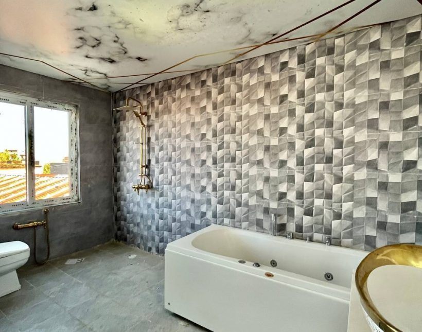 خرید ویلا در نور ۳۵۰متر تریپلکس کلاسیک استخر داخلی | ۳۵۰ متر