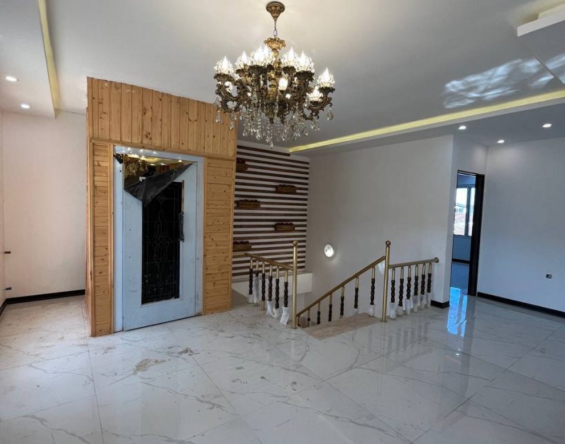 خرید ویلا در نور ۳۵۰متر تریپلکس کلاسیک استخر داخلی | ۳۵۰ متر