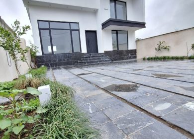 خرید ویلا ۳ کیلومتری نور ۲۵۰ متر زمین | ۲۵۰ متر