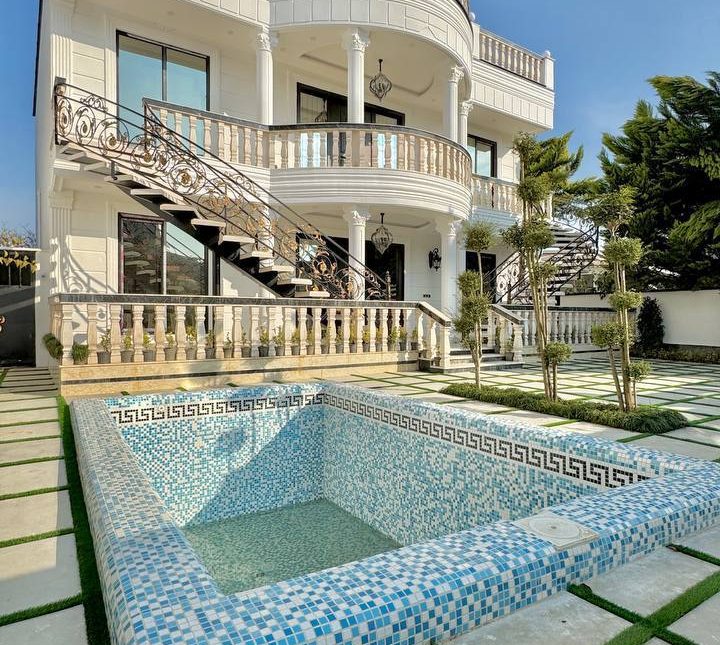 خرید ویلا کاخ در سعادت آباد چمستان ۴۵۰ متر زمین | ۴۵۰ متر