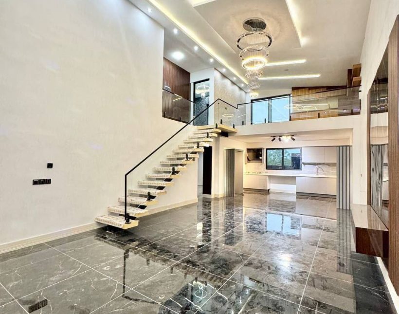 خرید ویلا استخر داخلی ۳۰۰ متر زمین | ۳۰۰ متر