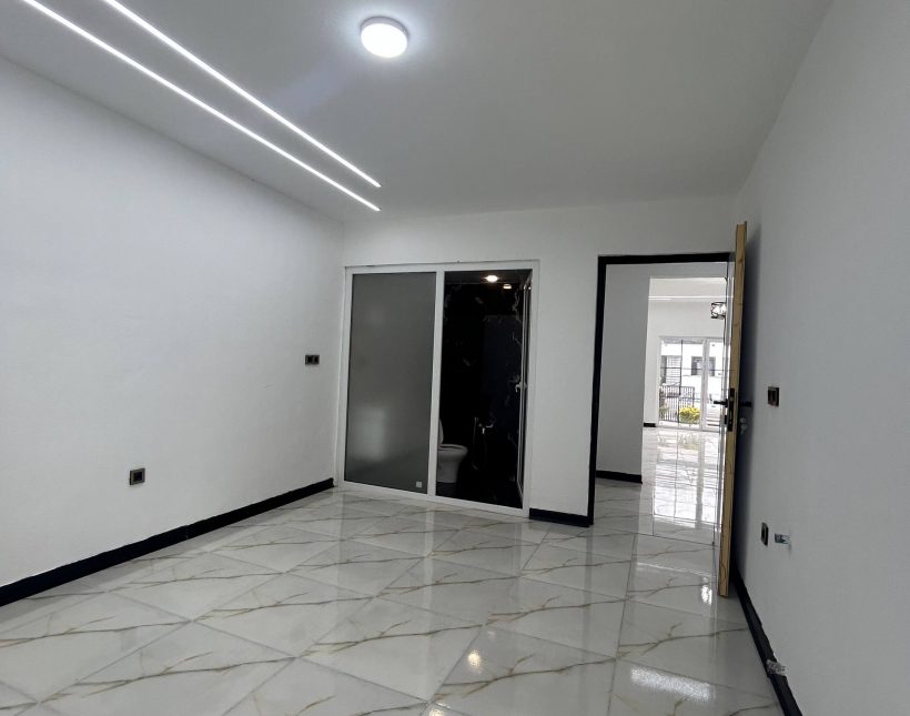 خرید اقساطی ویلای نوساز استخردار در آهودشت چمستان | ۱۷۰ متر