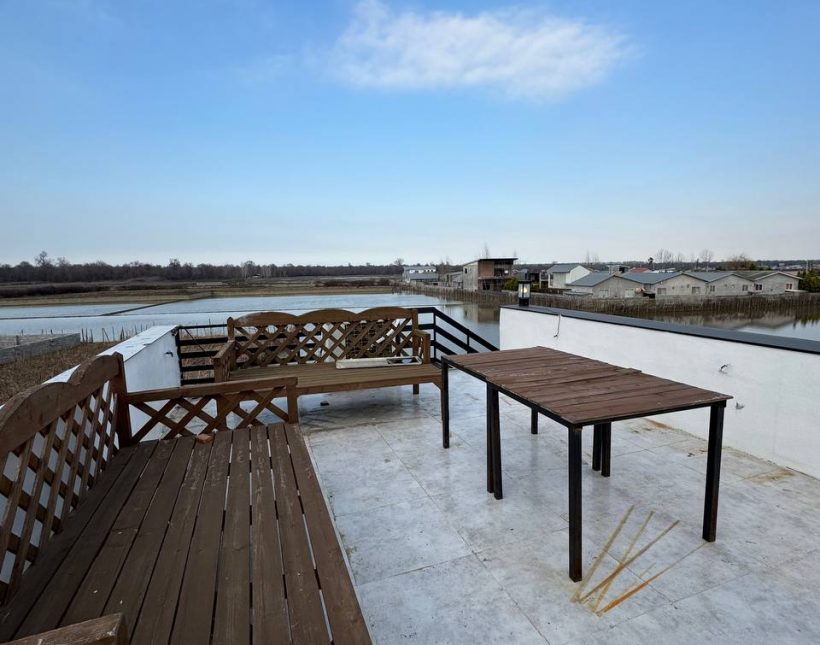 خرید ویلا آپادانا چمستان ۳۰۰ متری سند تک برگ جنگلی | ۳۰۰ متر