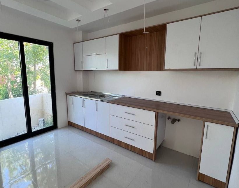 خرید ویلا نیم پیلوت 250 متری سه کنتور وصل منطقه نعمت آباد | 250 متر