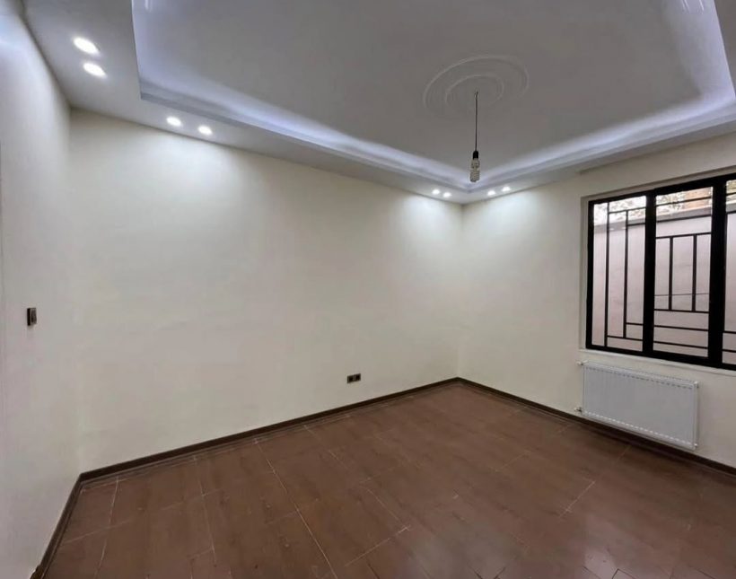 خرید باغ ویلای ۵۰۰ متری با استخر در شهرک سعادتآباد | ۵۰۰ متر