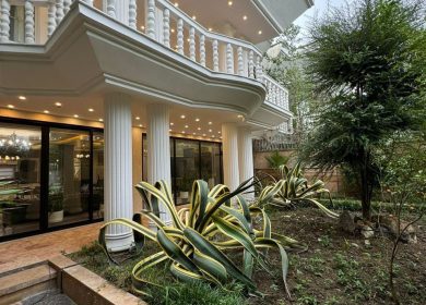 خرید کاخ ویلای ۵۰۰ متری با استخر روباز در شهرک سعادت‌آباد | ۵۰۰ متر