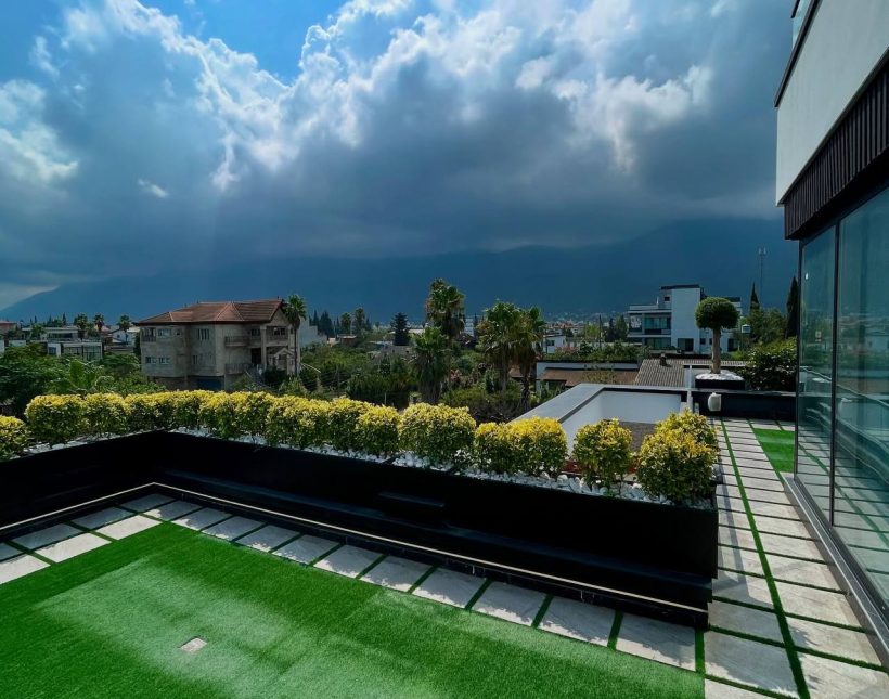 خرید ویلای ۵۵۰ متری مبله با استخر چلندر نوشهر | ۵۵۰ متر