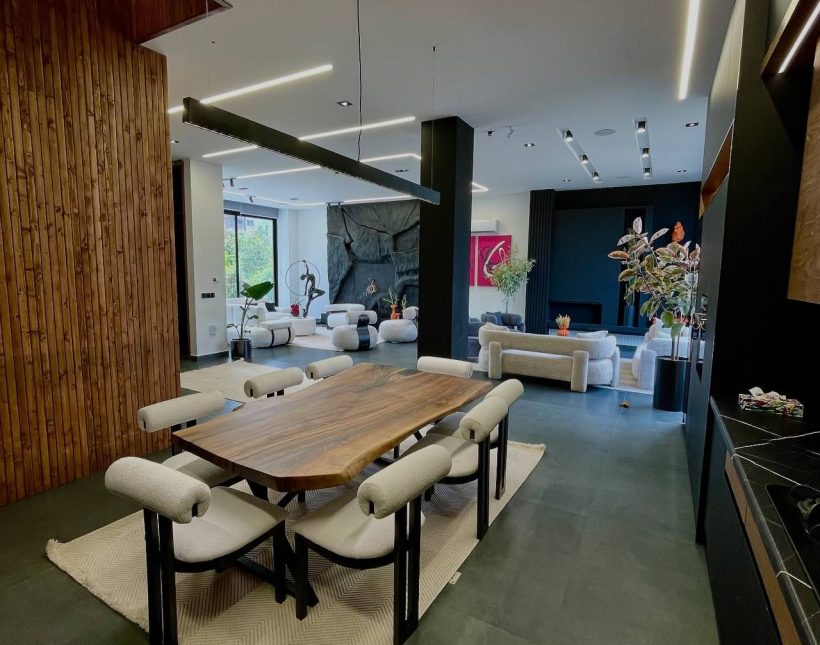 خرید ویلای ۵۵۰ متری مبله با استخر چلندر نوشهر | ۵۵۰ متر