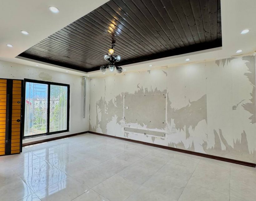 خرید ویلا بالا دست جاده جنگلی نعمت آباد چمستان ۲۰۰ متری | ۲۰۰ متر