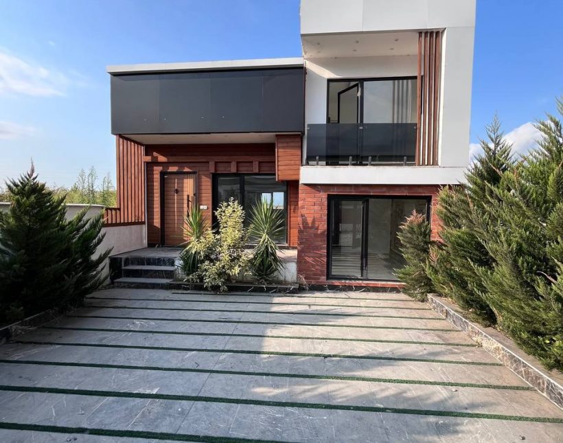 خرید ویلا نیم پیلوت خوشنقشه در چمستان ۳ خواب | ۱۹۰ متر