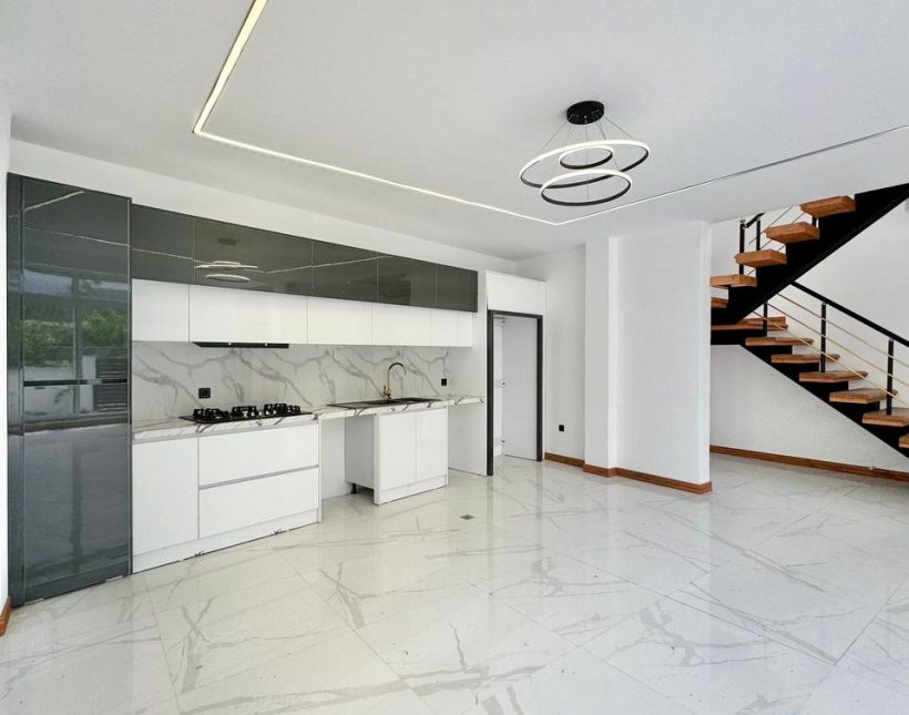 خرید ویلا ۲۰۰ متری استخردار جوربند چمستان اقساط ۱۸ ماهه | ۲۰۰ متر