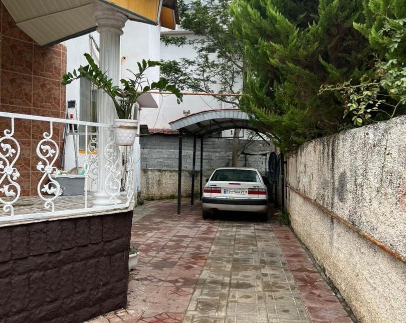 فروش ویلای ۲۵۰ متری ۳ خواب سند دار وازیوار نوشهر | ۲۵۰ متر