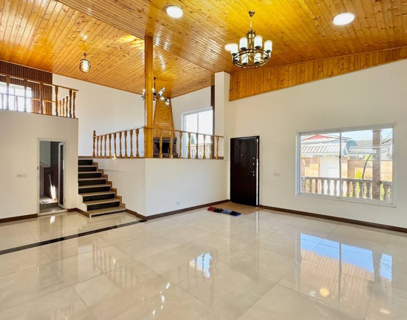 خرید باغ ویلا شهرک سعادت آباد چمستان ۲۵۰ متری سه خوابه | ۲۵۰ متر