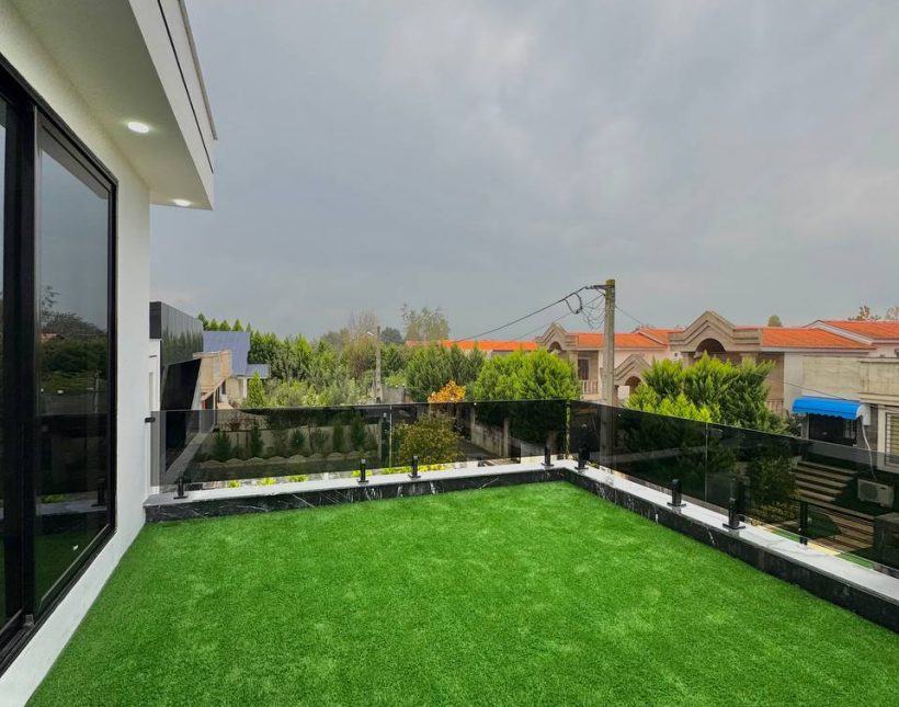 خرید ویلا۳۰۰ متری سند تک برگ استخردار آهودشت چمستان | ۳۰۰ متر