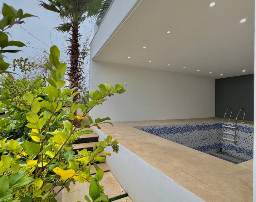 خرید ویلا۳۰۰ متری سند تک برگ استخردار آهودشت چمستان | ۳۰۰ متر