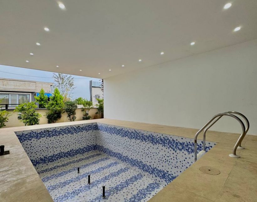 خرید ویلا۳۰۰ متری سند تک برگ استخردار آهودشت چمستان | ۳۰۰ متر