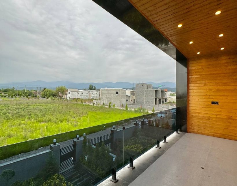 خرید ویلا بالادست جاده جنگلی نعمت آباد چمستان ۲۳۰ متری | ۲۳۰ متر