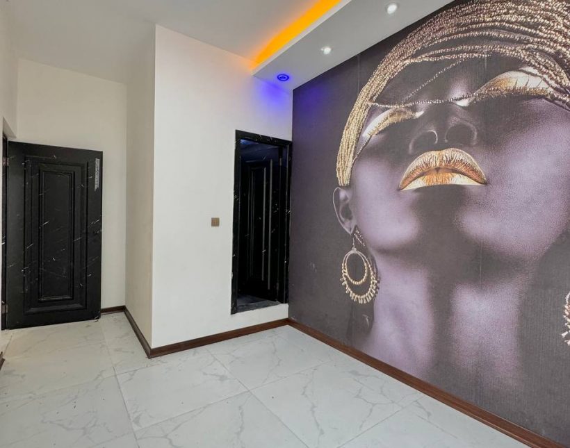 خرید ویلا آپادانا چمستان ۴۰۰ متری استخر دار جنگلی | ۴۰۰ متر