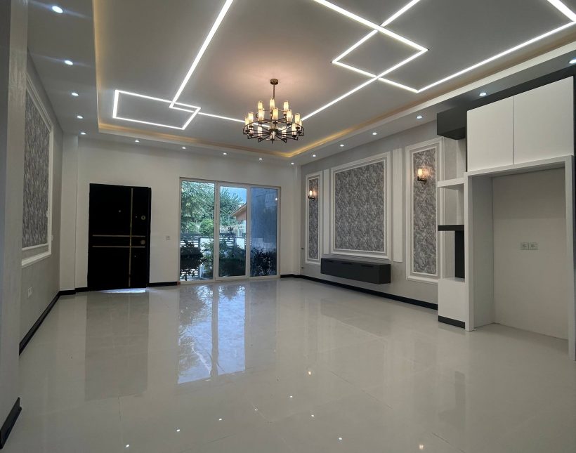 خرید ویلا تریپلکس مدرن با روفگاردن در کیابسر چمستان | ۲۰۰ متر