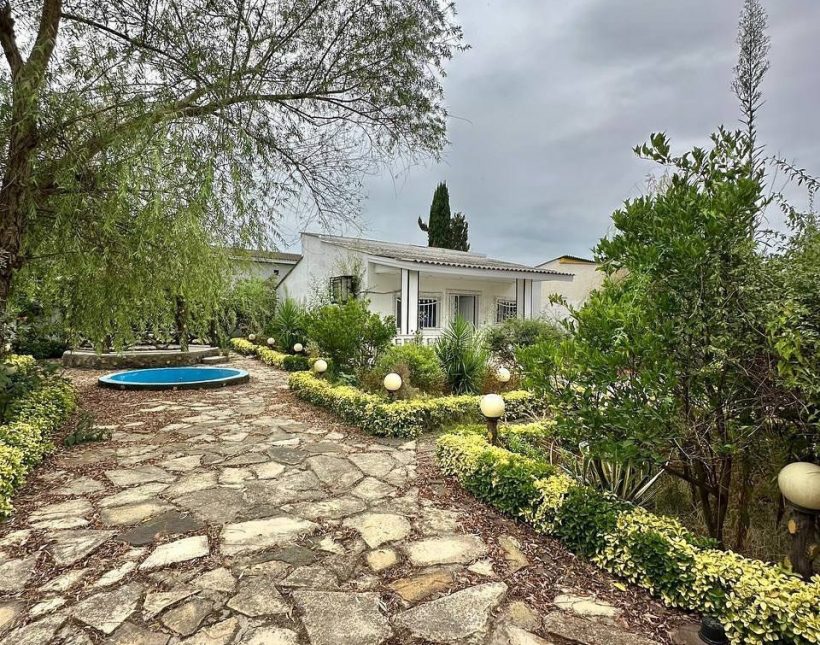 خرید ویلا باغ در جوربند چمستان ۵۰۰ متری بازسازی کامل | ۵۰۰ متر