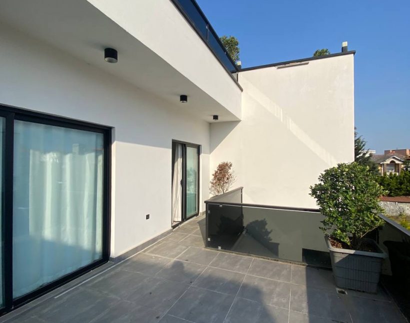 خرید ویلا جنگلی وازیوار نوشهر ۳۰۰ متری ۴ خوابه سند دار | 300 متر