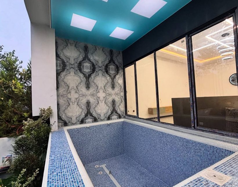 خرید ویلای شهرکی با استخر روباز در نعمتآباد چمستان | ۲۵۰ متر