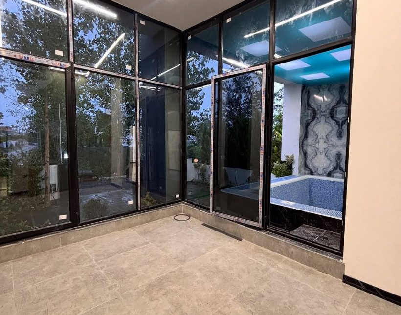 خرید ویلای شهرکی با استخر روباز در نعمتآباد چمستان | ۲۵۰ متر