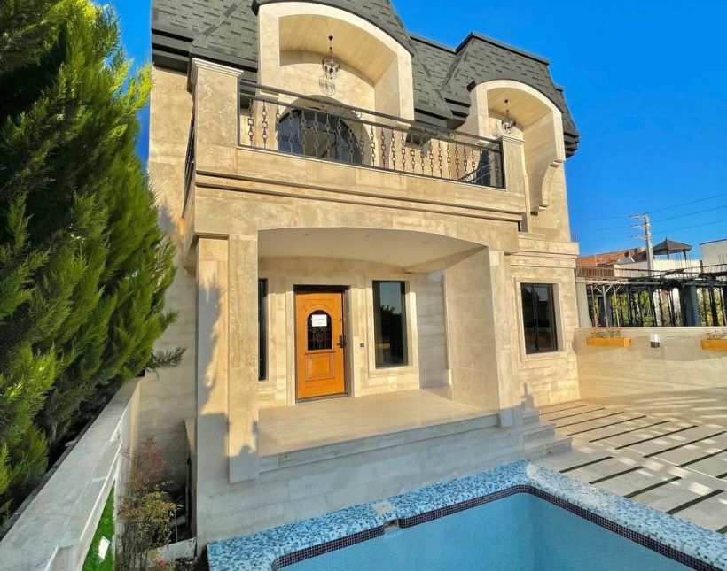 فروش ویلا نما انگلیسی داخل شهرک منطقه سعادت آباد چمستان | 200 متر