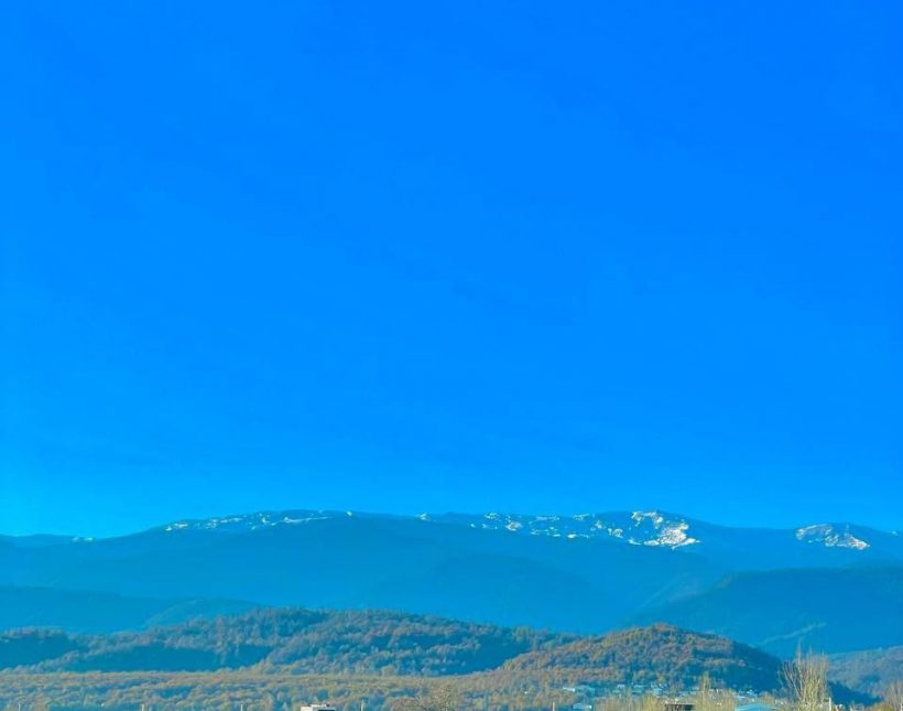 فروش ویلا نما انگلیسی داخل شهرک منطقه سعادت آباد چمستان | 200 متر
