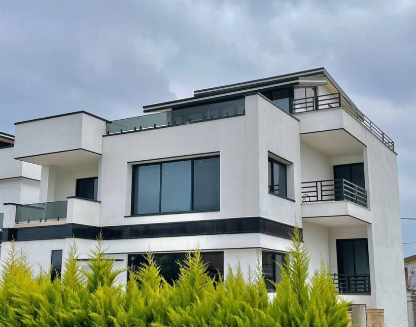 خرید ویلا استخردار داخل شهرک منطقه بهدشت | 400 متر